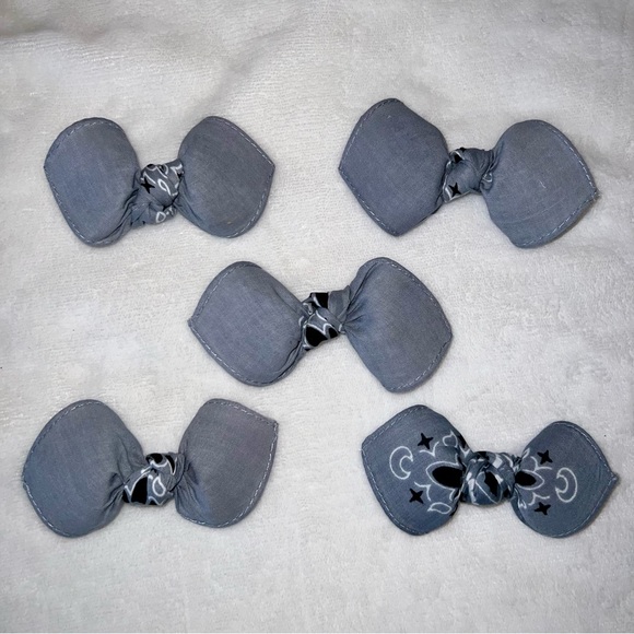 Gray Paisley Rockabilly Bandana Knotted Hair Bow - Picture 9 of 11